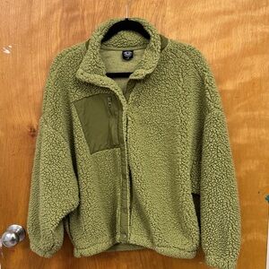 PacSun women’s soft and fluffy button down jacket XS Olive green